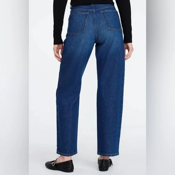 👖🌼2 for $45🌼👖 NWT Classic Relaxed fit Straight Leg Tuxedo Jeans in Dark Blue - Picture 2 of 10